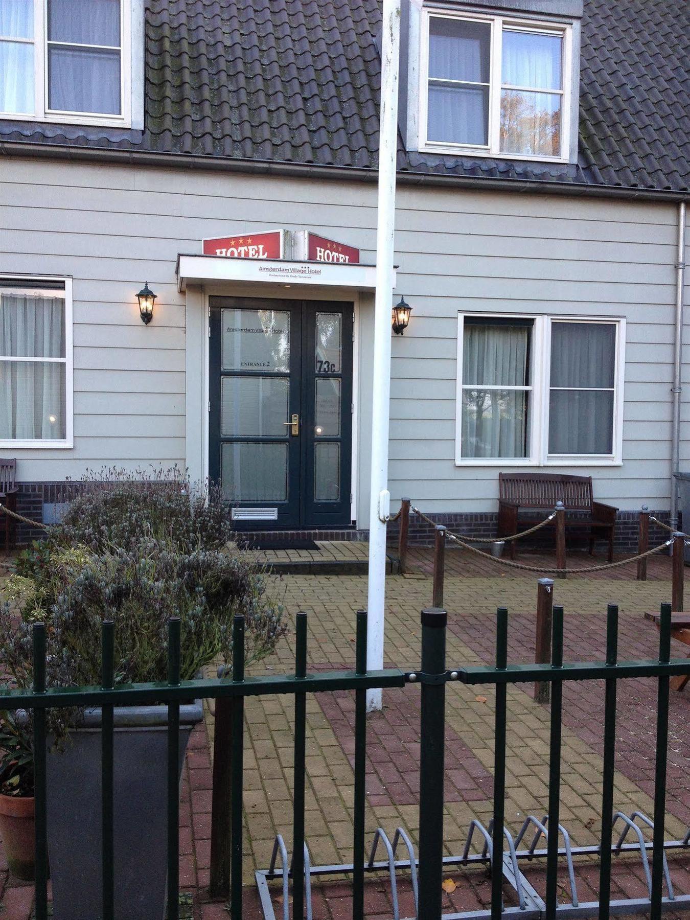 Amsterdam Village Hotel Esterno foto
