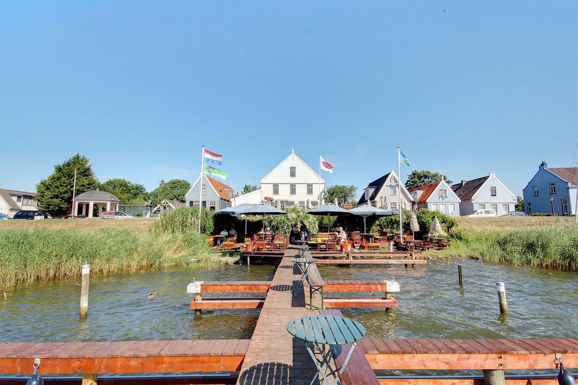 Amsterdam Village Hotel Esterno foto